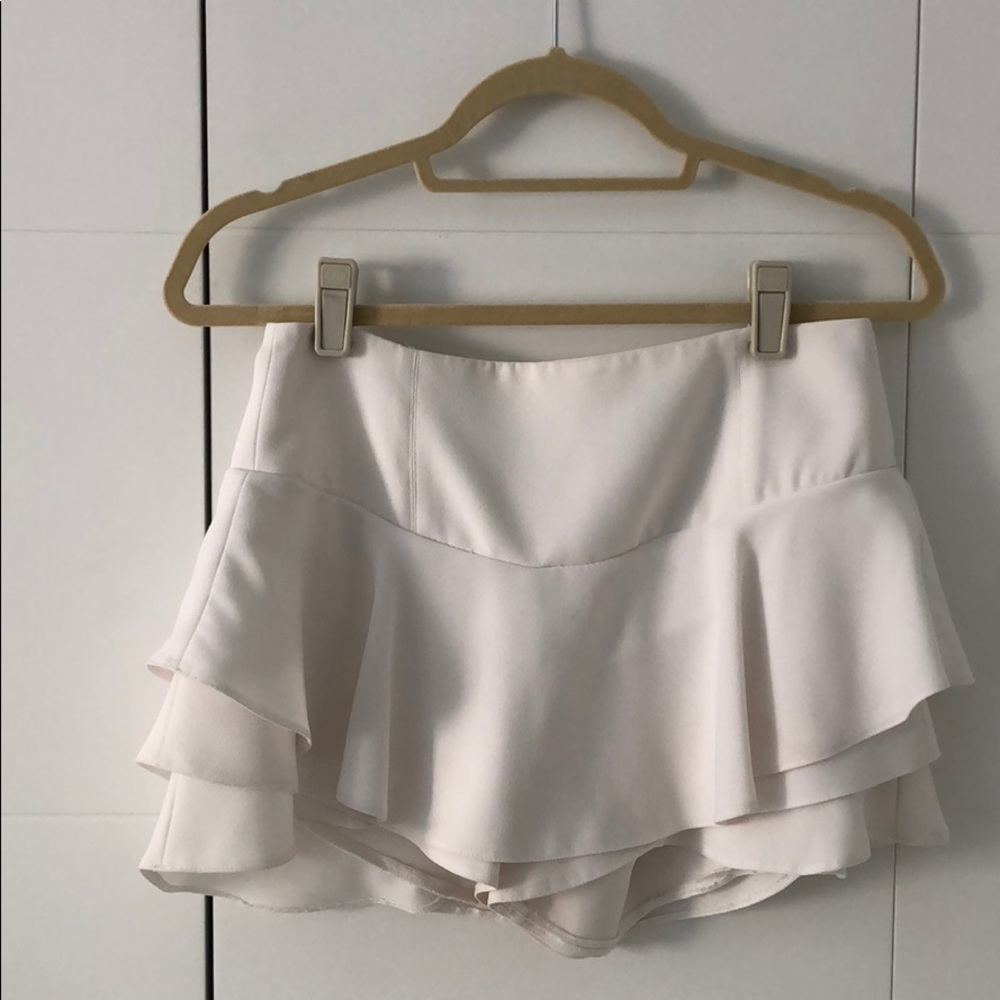 White ruffled skort